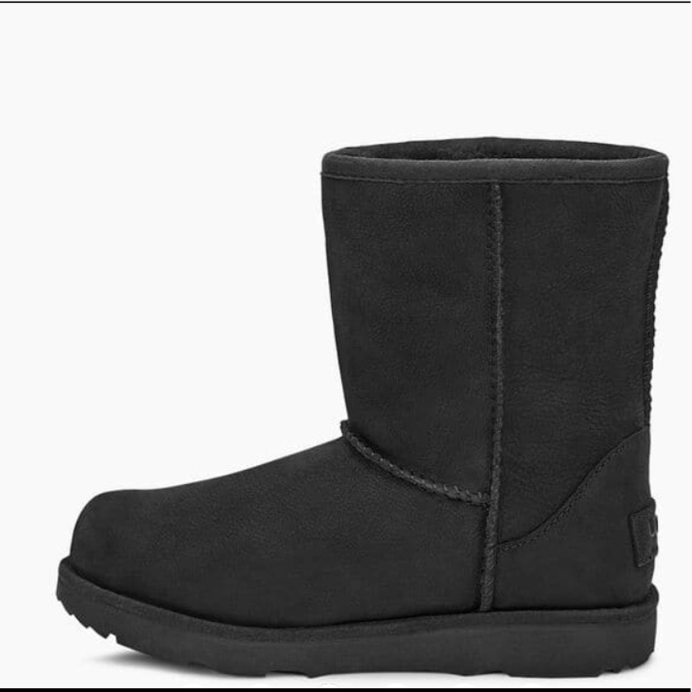 UGG Classic II Weather Short